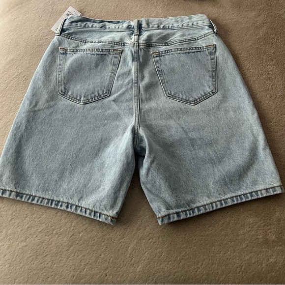 A&F Jean Shorts - Picture 2 of 4
